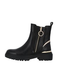 Botas negras hasta el tobillo de cuero suave, con cremallera lateral con herrajes dorados y un acento dorado en el tacón. Suela texturizada para un mejor agarre.
