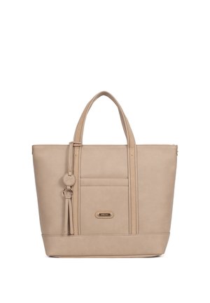 Sac fourre-tout beige avec double poignées, poche avant et pompon décoratif en cuir avec un pendentif circulaire.