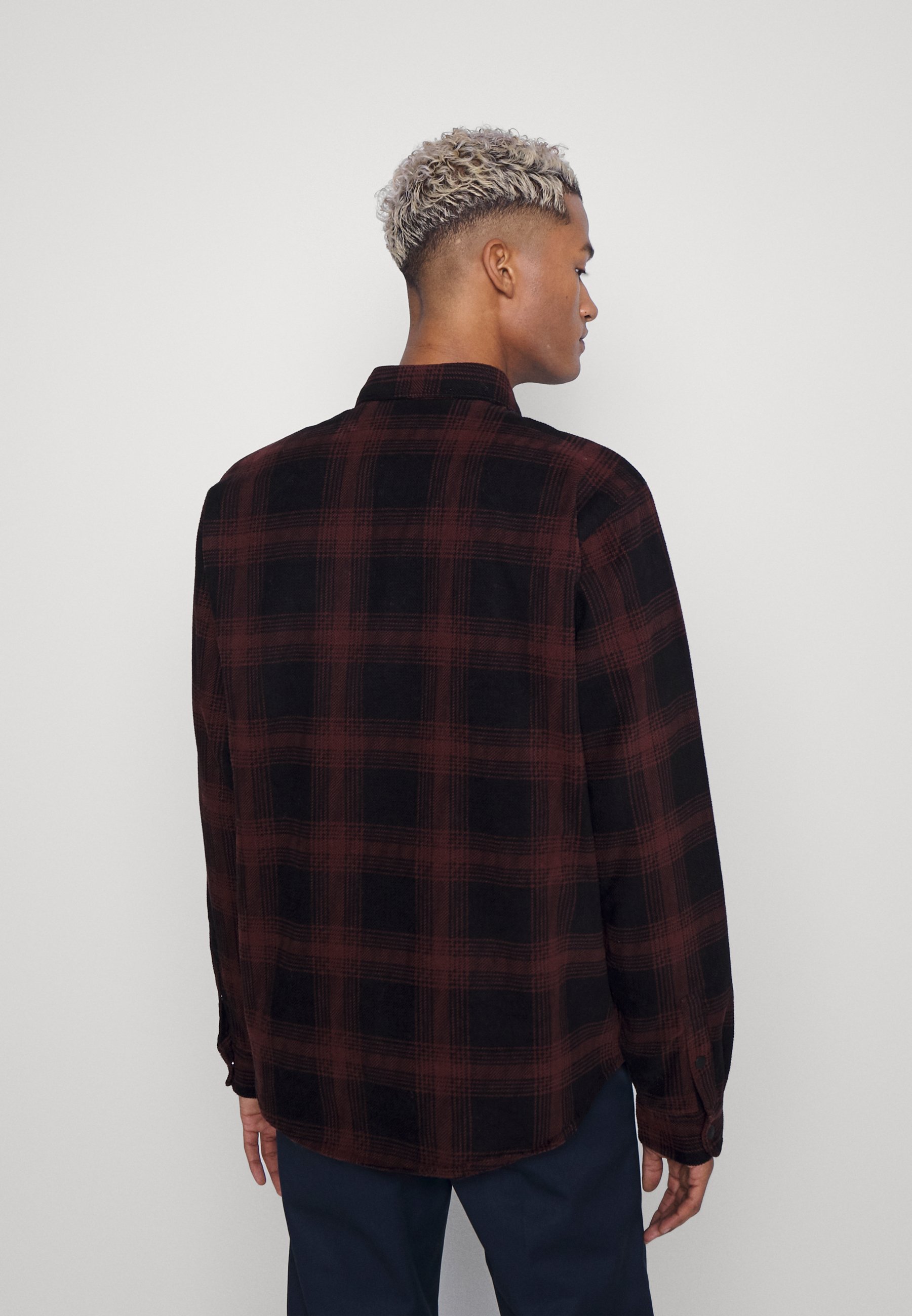 Carhartt WIP DUSTIN - Chaqueta de entretiempo - dark brown/marrón oscuro -  Zalando.es