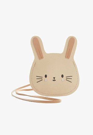 Petit sac bandoulière beige en forme de visage de lapin avec des moustaches, des yeux, un nez et de longues oreilles cousus, avec une fine bandoulière.