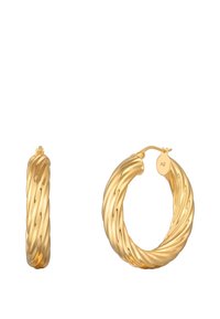 Goldfarbene Creolenohrringe mit einem gedrehten Design, die eine glatte Textur und einen sicheren Verschluss aufweisen. Das junge Logo ist auf der Rückseite sichtbar.