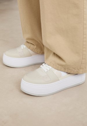 BOLD LACE - Sneakers basse - eggshell/pastel green
