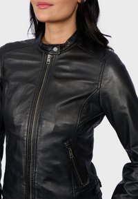 Oakwood Lederjacke - black
