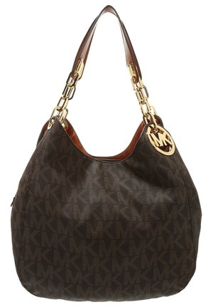 Sac à main Michael Kors marron avec des sangles en chaîne dorée et un pendentif logo MK, présentant un motif monogramme sur un matériau texturé.