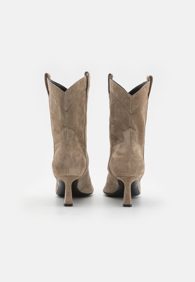 Sergio Rossi BOOTIE - Cowboy/biker ankle boot - taupe