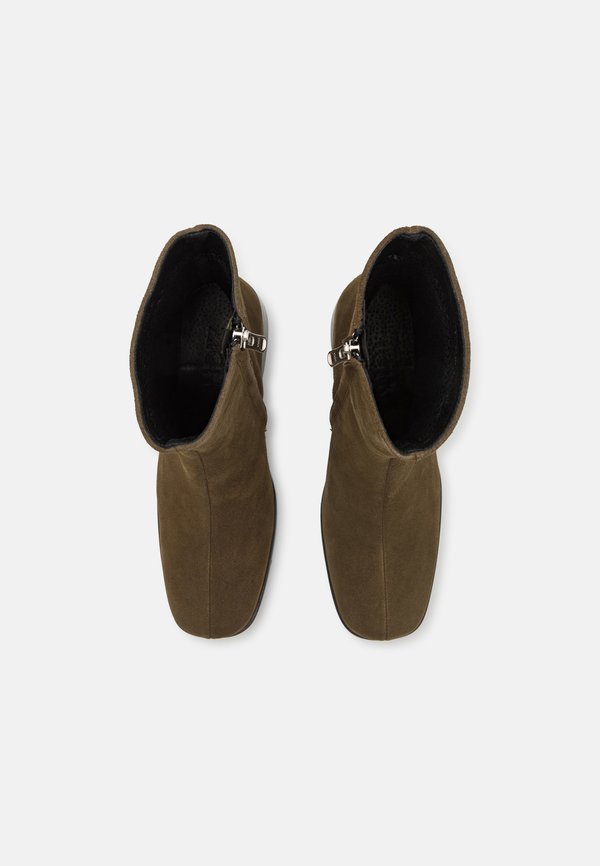 Classic ankle boots - khaki4