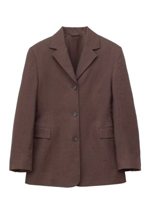 Blazer marrone monopetto con revers a lancia, tre bottoni e due tasche frontali con patta, disteso su uno sfondo bianco.