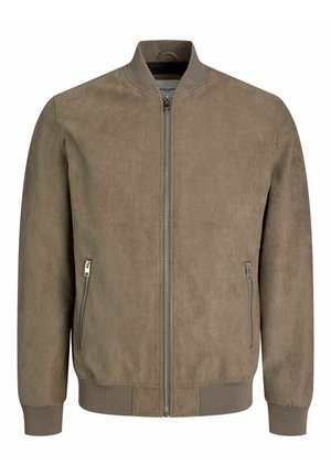 Veste bomber marron en daim pour homme avec fermeture éclair frontale, col, poignets et ourlet côtelés, et deux poches latérales zippées.