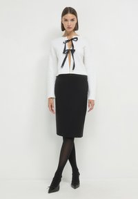 Calliope Cardigan - blanc