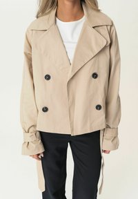 Unausgewählt, beige