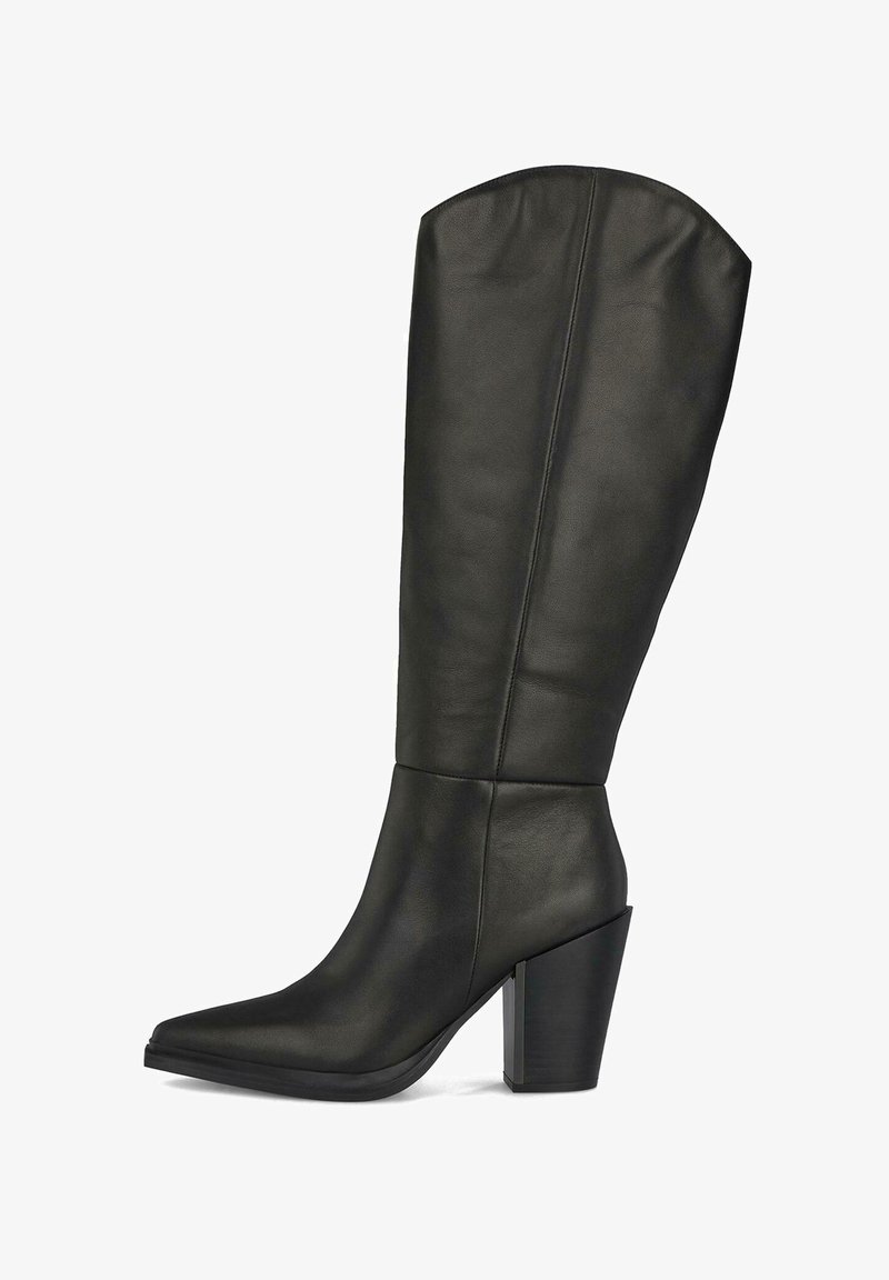 Bottines en cuir noir, haute jusqu'au genou, avec un bout pointu et un large talon bloc. Texture lisse avec un design sans couture et une tige structurée.