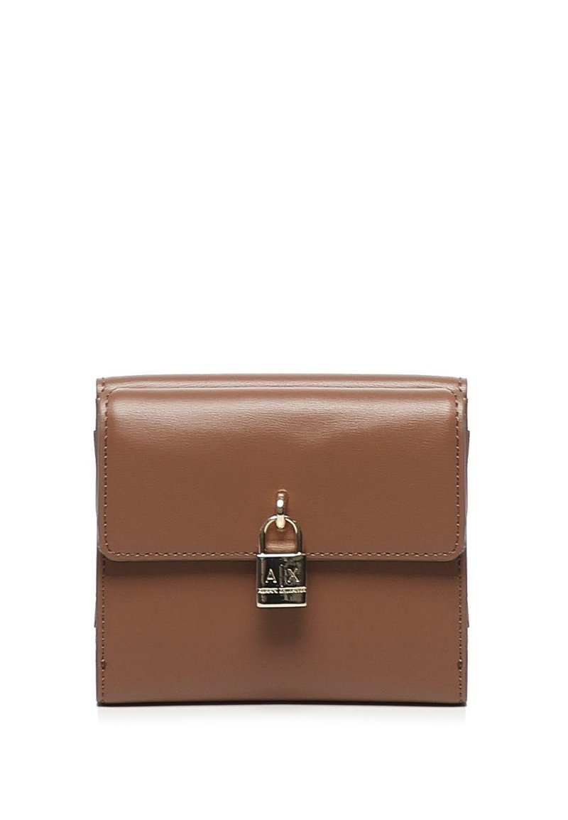 Borsa a mano in pelle sintetica marrone con forma rettangolare, chiusura a scatto e con un accentuato lucchetto dorato con dettagli del logo sulla parte frontale.
