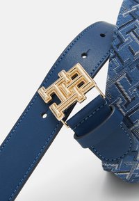 Tommy Hilfiger REVAMP JACQUARD  - Gürtel - fossil blue