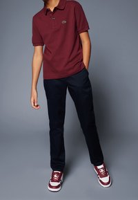 Tommy Hilfiger PANTS - Chinos - desert sky