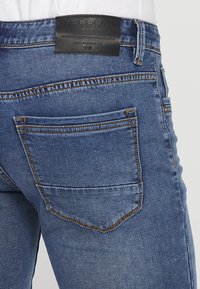 BERMUDA - Jeansshort - azul med   medium blue