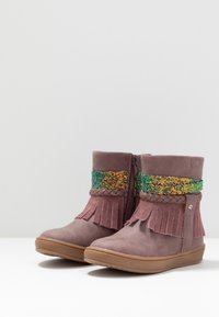 Friboo Stivaletti - mauve