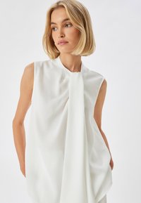 Koton SLEEVELESS - Bluse - white