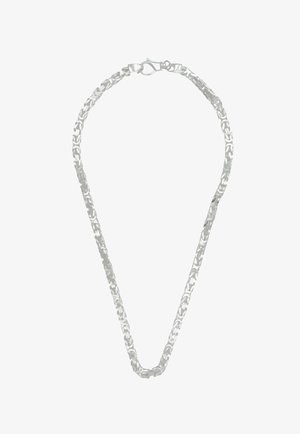 Collana in metallo argento con anelli intrecciati, caratterizzata da una superficie liscia e una chiusura semplice per un facile indossamento.