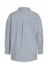 Camisa de manga larga a rayas azul y blanca con yugo trasero, detalle de pliegue y puños abotonados. La tela parece suave y ligera.