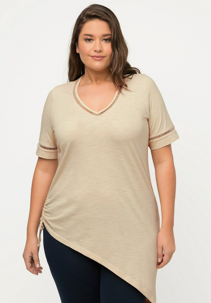 Ulla Popken T-shirt print - beige