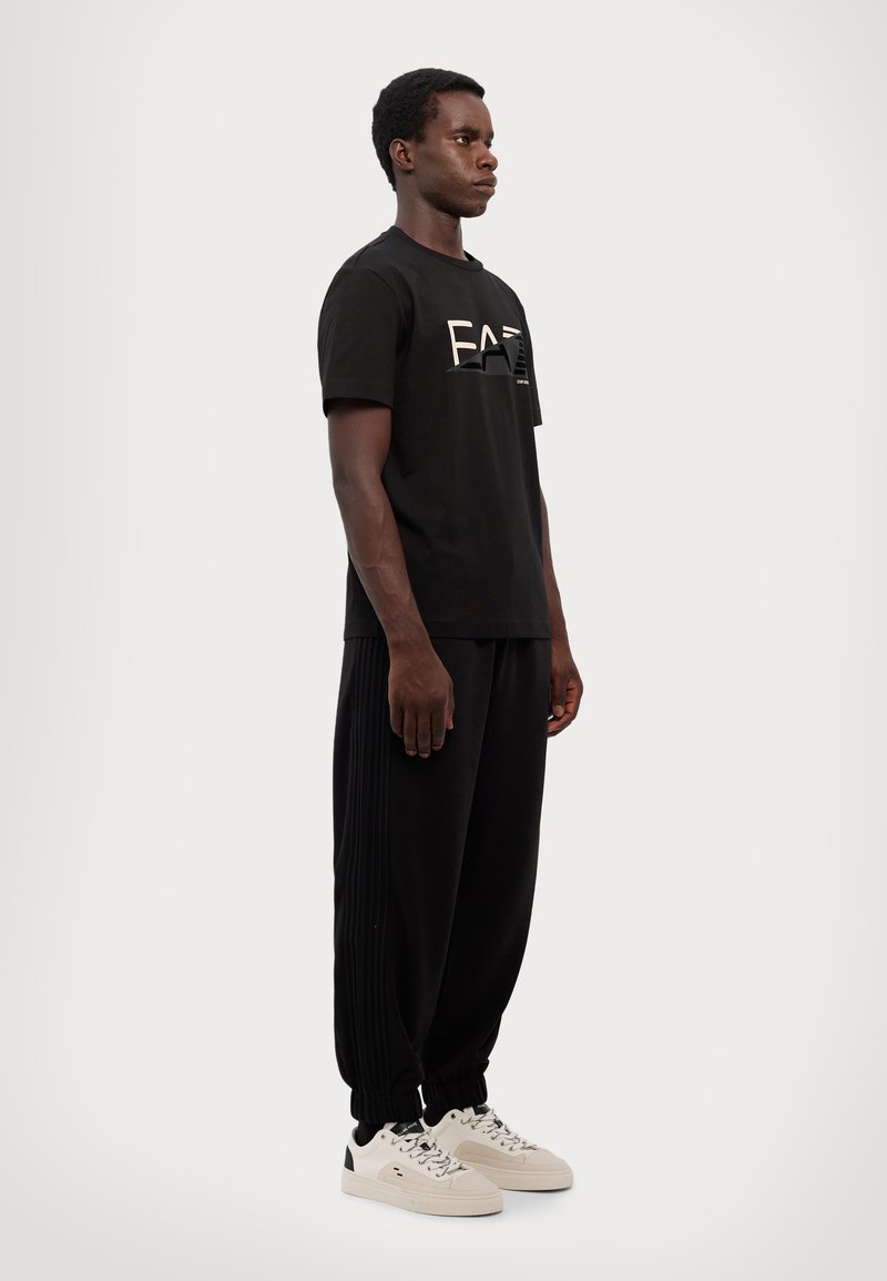EA7 Emporio Armani Marškinėliai su spaudiniu - black