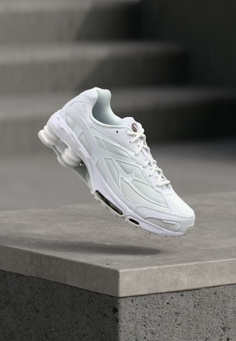 SHOX RIDE 2 NEW white/photon dust/university red/white