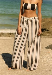 Next WIDE LEG - Stoffhose - black white stripe