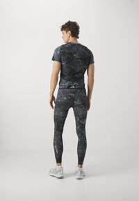 adidas Performance TECHFIT czarny