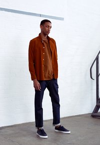 Selected Homme SLHMORGAN SS O-NECK TEE W NOOS - Basic póló - toffee