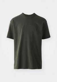 Mørkegrøn t-shirt lavet af blødt stof, med rund hals og korte ærmer. Broderet "nike" logo i en lidt mørkere grøn.