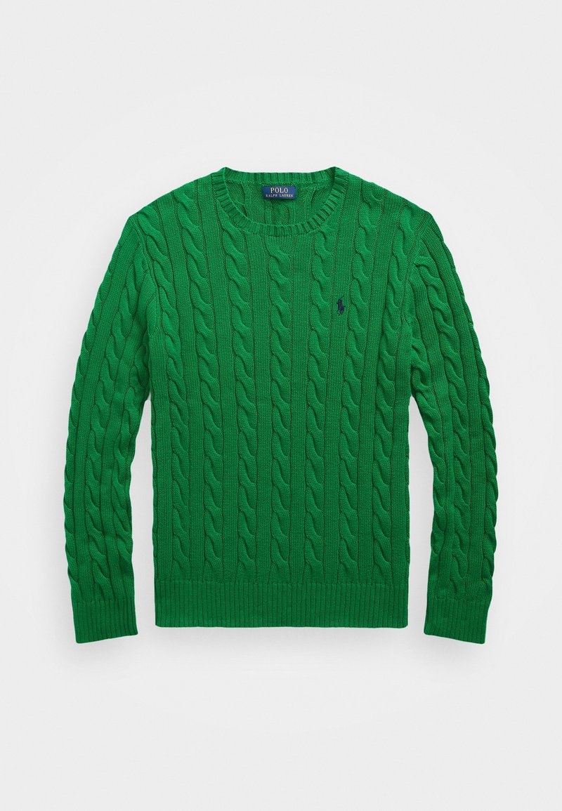 Pull vert en maille torsadée à col rond, manches longues et petit logo brodé sur la poitrine gauche.