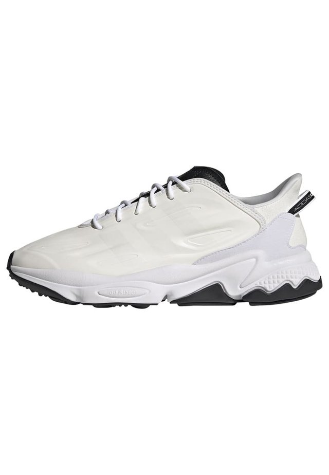 OZWEEGO HELMET CLOSED SHOES - Sneaker low - ftwwht/cwhite/cblack