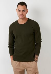 Unselected, khaki