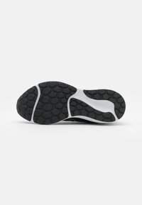 New Balance 5 Neutral Running Shoes Black White Black Zalando Ie