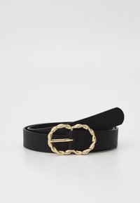 Curea din piele neagră cu o cataramă ovală aurie, răsucită, textură netedă și un design clasic cu un finisaj curat.
