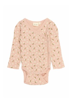 Hosszú ujjú baba body puha rózsaszínben, fehér virágmintával. Rugalmas kialakítású, fodros szélekkel és patentos záródással az alján.