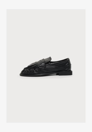 Pavement, PAELMIRA FRINGLE - Instappers - black