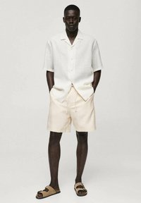 Mango Shorts - off-white