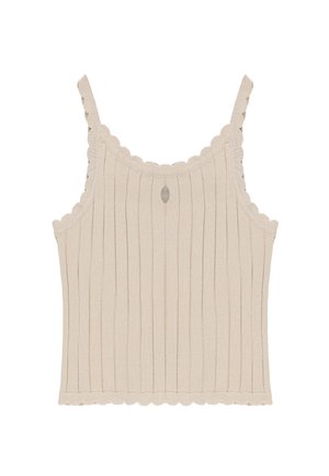 Top a coste beige in maglia con bordi smerlati sulle spalline, sullo scollo e sull'orlo, con un piccolo ritaglio a forma di goccia sotto lo scollo.