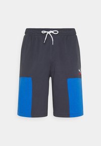 Tmavě šedé šortky vyrobené z bavlněné směsi, s modrými bočními panely, elastickým pasem s bílou šňůrkou a malým logem.