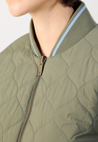 Scotch & Soda REVERSIBLE QUILTED - Giubbotto Bomber - thyme