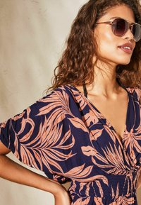 Lipsy HOLIDAY  REGULAR FIT - Kombinezonas - navy palm print