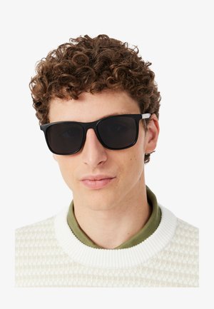 Lacoste, Слънчеви очила - black