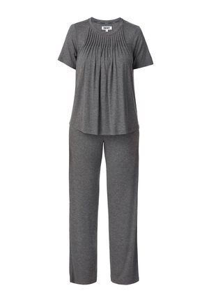 Haut gris doux à manches courtes avec plis devant, assorti à un pantalon droit, tous deux confectionnés en tissu tricoté confortable.