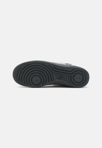 Nike Sportswear AIR FORCE 1 '07  - Sportcipő - light iron ore/black/smoke grey