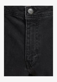 Sélectionné, black washed destroyed