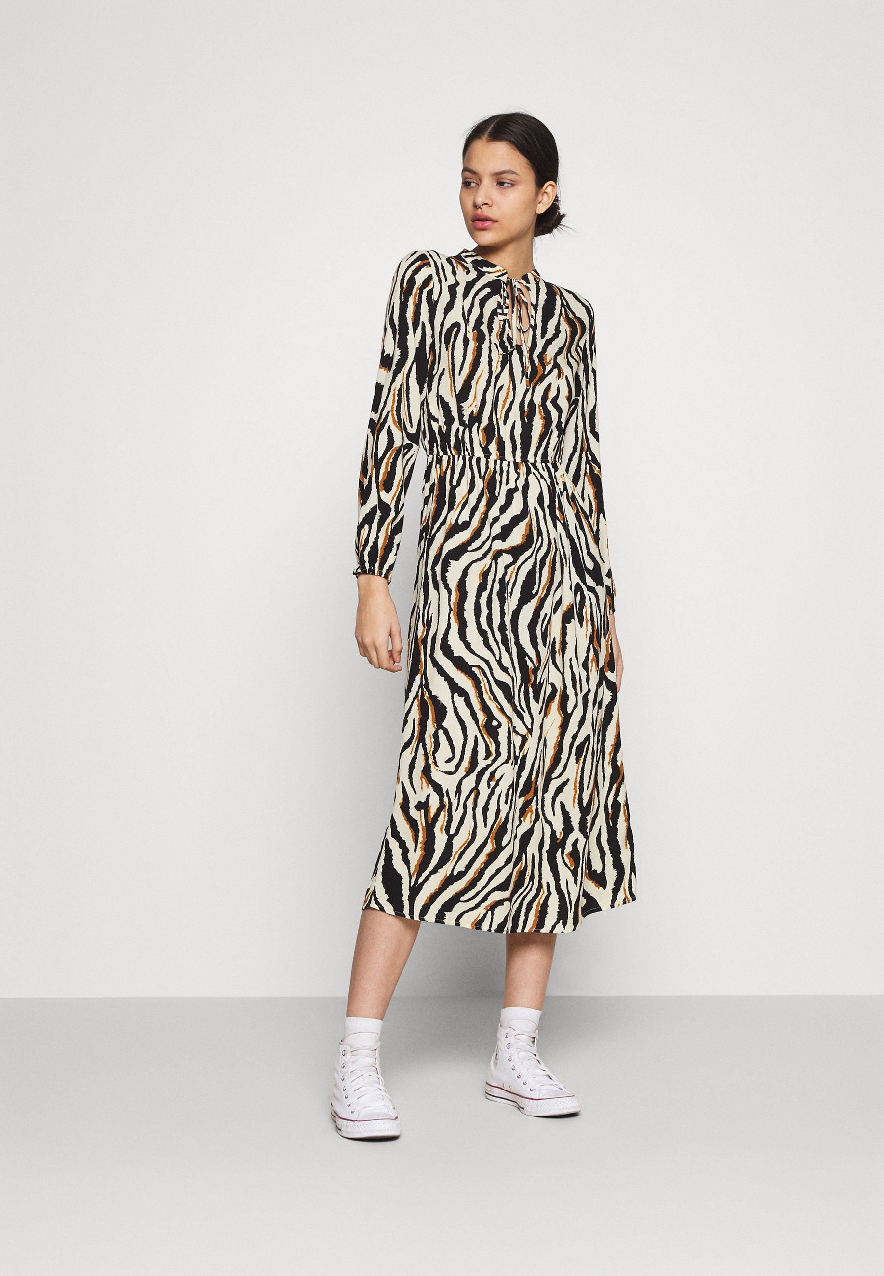 zalando midi jurken