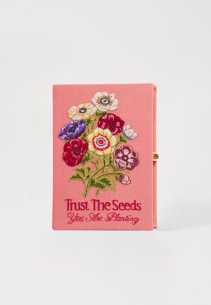 BOOK TRUST THE SEEDS - Clutch - blush
