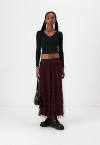 Vero Moda VMNAJA RUFFLE SKIRT - Dolgo krilo - winetasting