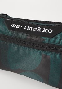 Marimekko NEAT CROSSBODY UNIKKO - Borsa a tracolla - dark green